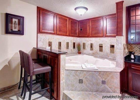 Quality - Pascagoula Moss Point
